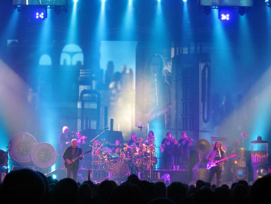 Rush Clockwork Angels Tour - Bridgeport, CT (10/10/2012)