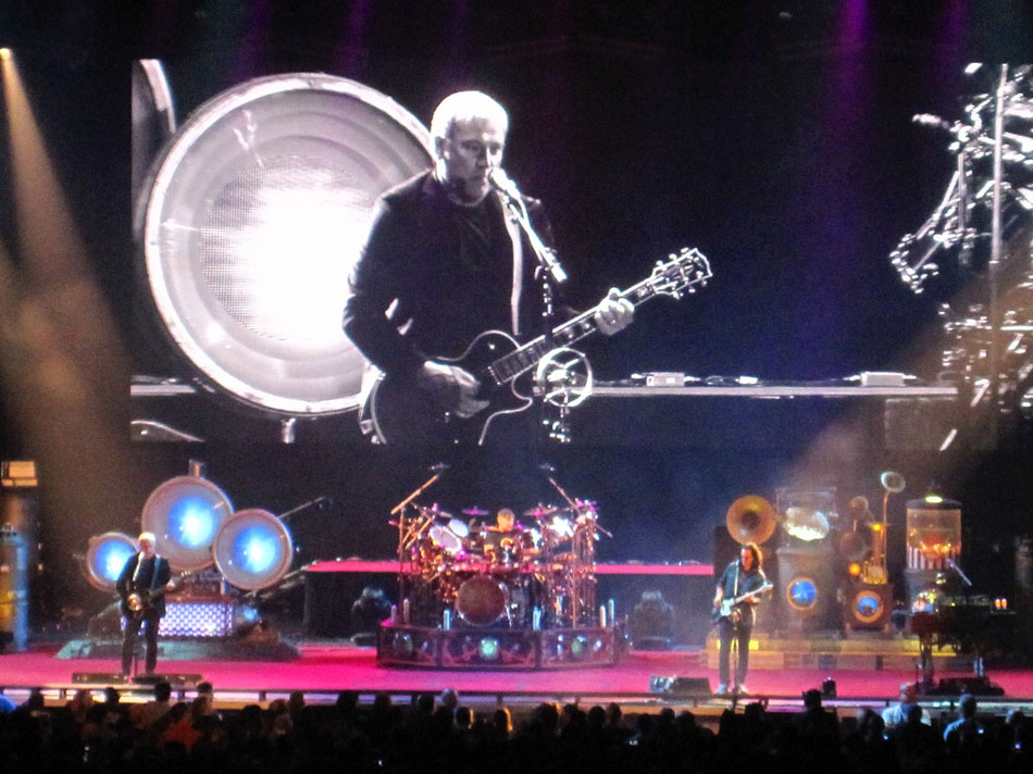 Rush Clockwork Angels Tour - Bridgeport, CT (10/10/2012)