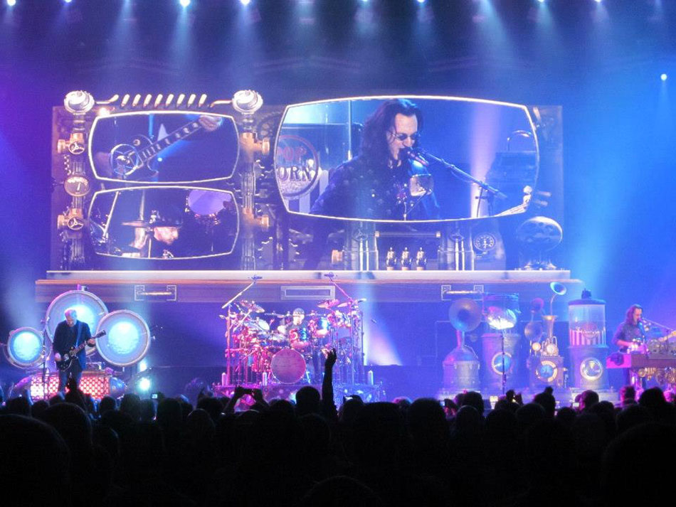 Rush Clockwork Angels Tour - Bridgeport, CT (10/10/2012)