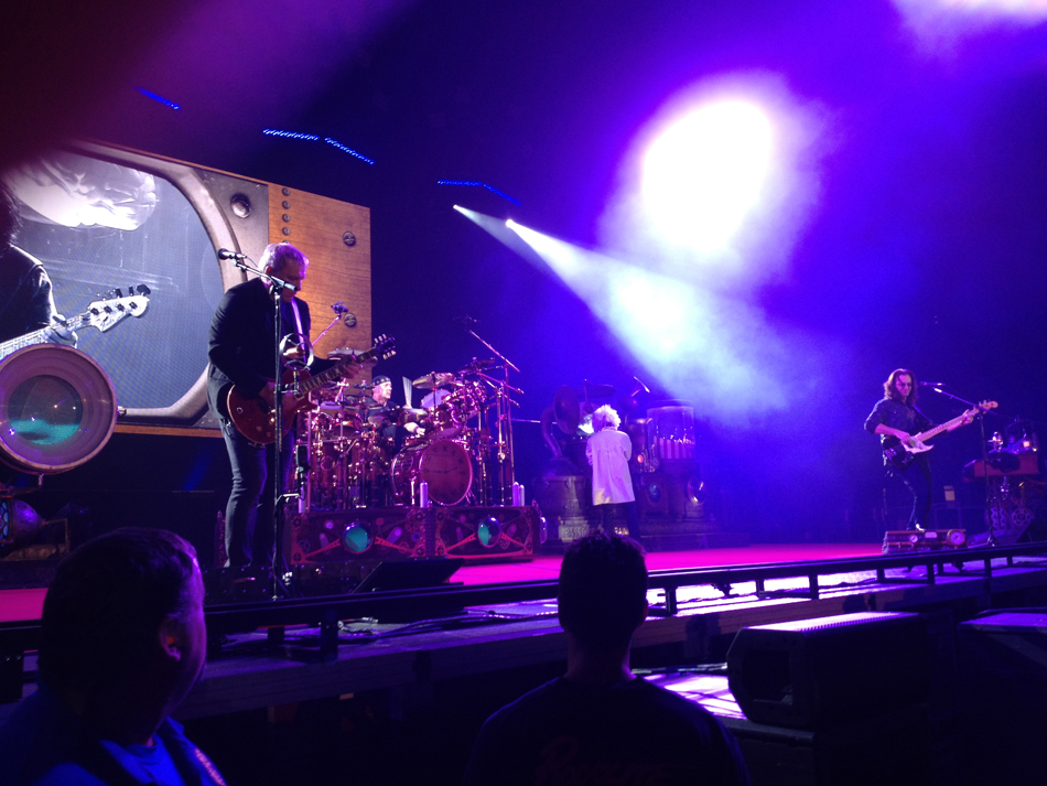 Rush Clockwork Angels Tour - Bridgeport, CT (10/10/2012)