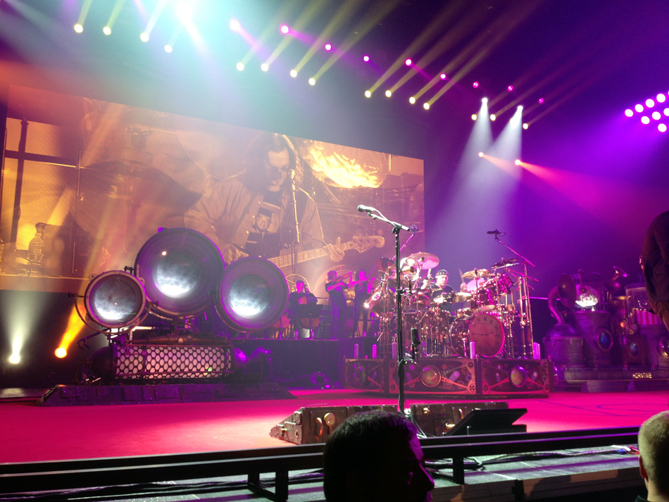 Rush Clockwork Angels Tour - Bridgeport, CT (10/10/2012)