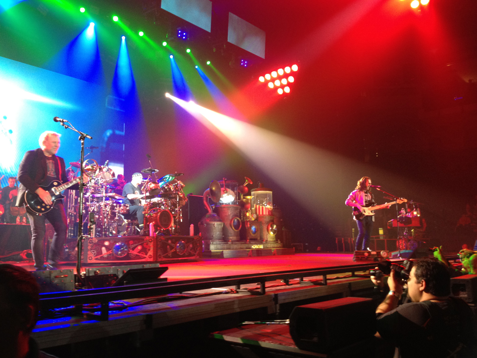 Rush Clockwork Angels Tour - Bridgeport, CT (10/10/2012)