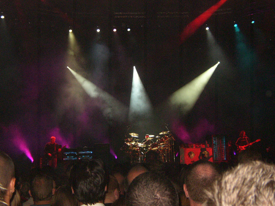 Rush R30 30th Anniversary World Tour Pictures - Wembley Arena - London, England - September 8th, 2004