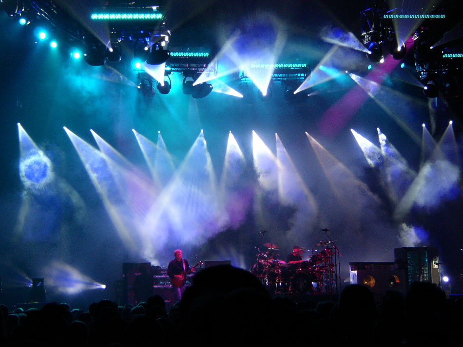 Rush R30 30th Anniversary World Tour Pictures - Wembley Arena - London, England - September 8th, 2004