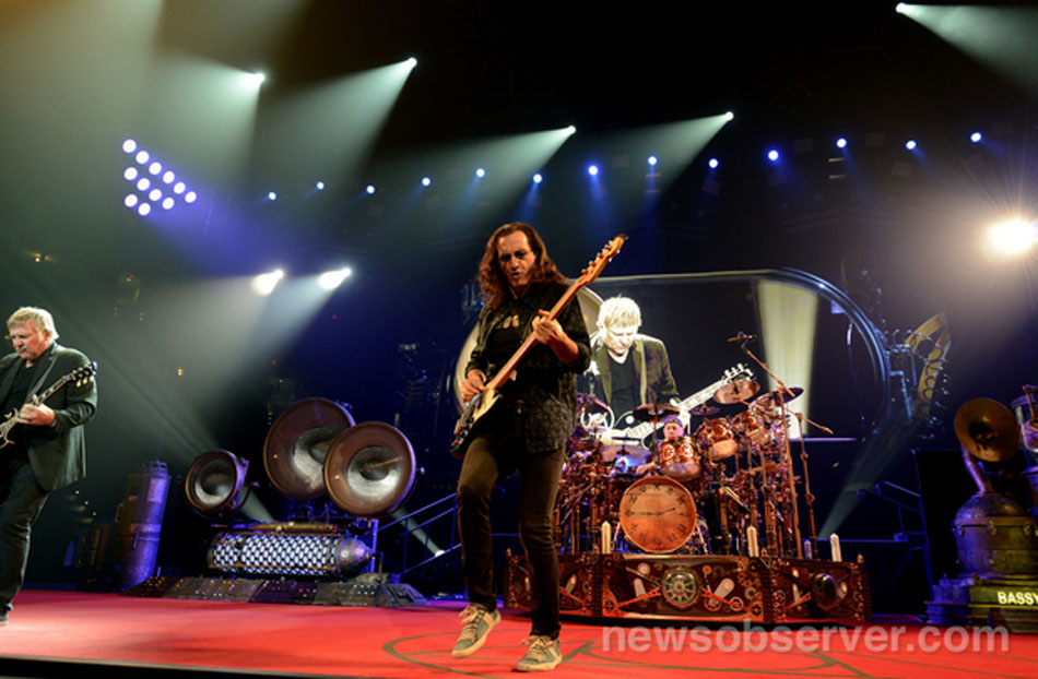 Rush Clockwork Angels Tour Pictures - PNC Arena - Raleigh, North Carolina