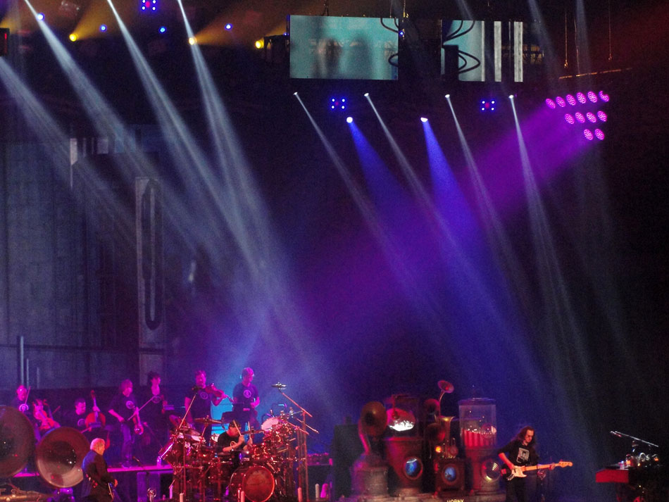 Rush Clockwork Angels Tour - Winnipeg, Manitoba, Canada (09/26/2012)