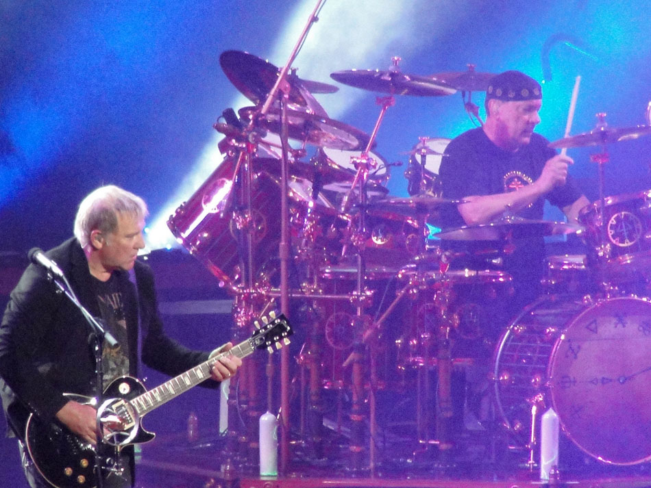 Rush Clockwork Angels Tour - Winnipeg, Manitoba, Canada (09/26/2012)