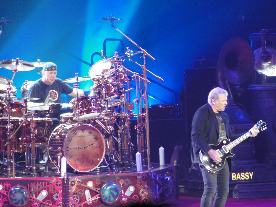 Rush Clockwork Angels Tour - Winnipeg, Manitoba, Canada (09/26/2012)