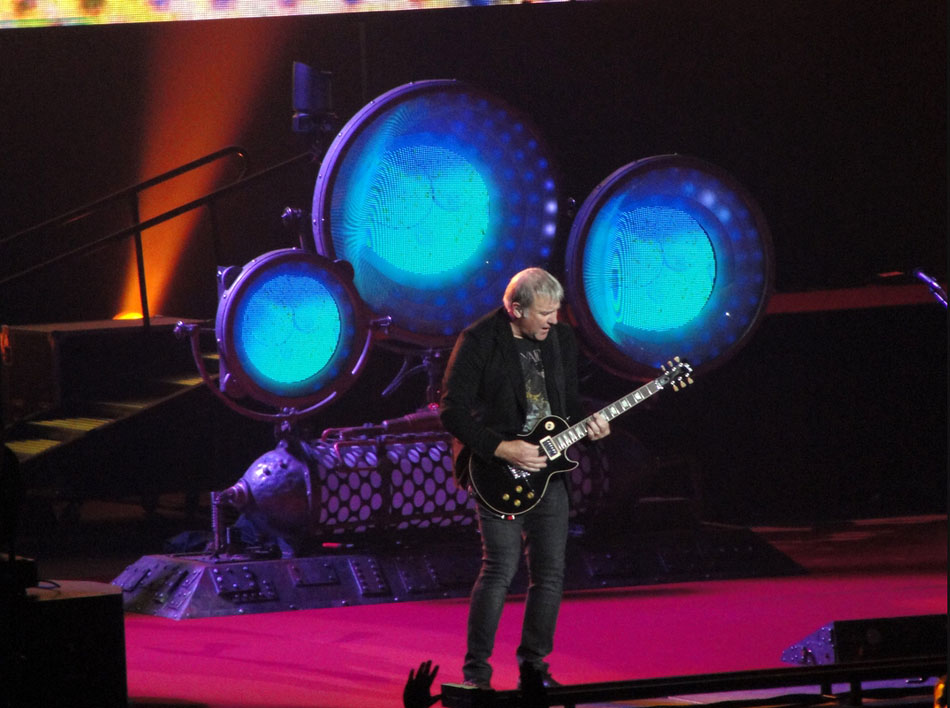 Rush Clockwork Angels Tour - Winnipeg, Manitoba, Canada (09/26/2012)