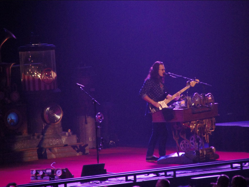 Rush Clockwork Angels Tour - Winnipeg, Manitoba, Canada (09/26/2012)