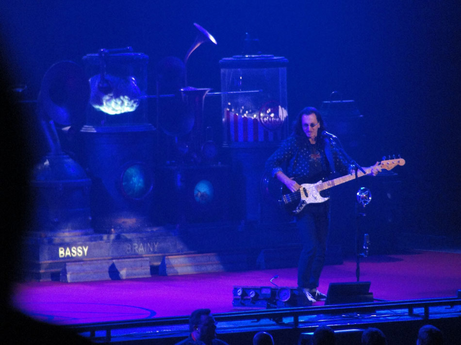 Rush Clockwork Angels Tour - Winnipeg, Manitoba, Canada (09/26/2012)