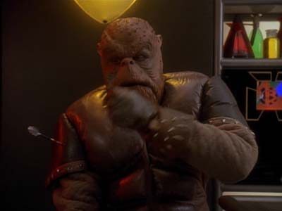 Star Trek: Deep Space Nine Screencaps "Visionary" (S3:E17)