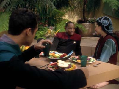 Star Trek: Deep Space Nine Screencaps "Meridian" (S3:E8)