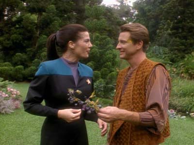 Star Trek: Deep Space Nine Screencaps "Meridian" (S3:E8)