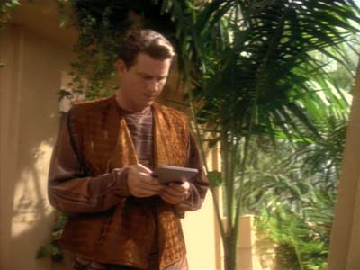 Star Trek: Deep Space Nine Screencaps "Meridian" (S3:E8)