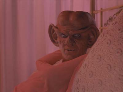 Star Trek: Deep Space Nine Screencaps "Meridian" (S3:E8)