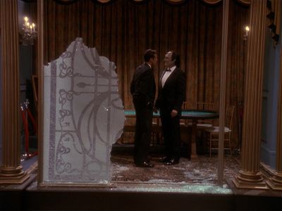 Star Trek: Deep Space Nine Screencaps "Our Man Bashir" (S4:E10)