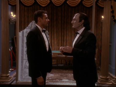 Star Trek: Deep Space Nine Screencaps "Our Man Bashir" (S4:E10)