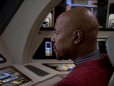 Star Trek: Deep Space Nine Screencaps "Our Man Bashir" (S4:E10)