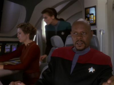Star Trek: Deep Space Nine Screencaps "Our Man Bashir" (S4:E10)