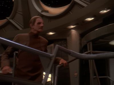 Star Trek: Deep Space Nine Screencaps "Our Man Bashir" (S4:E10)