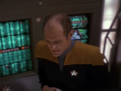 Star Trek: Deep Space Nine Screencaps "Our Man Bashir" (S4:E10)