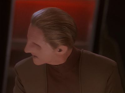 Star Trek: Deep Space Nine Screencaps "Our Man Bashir" (S4:E10)