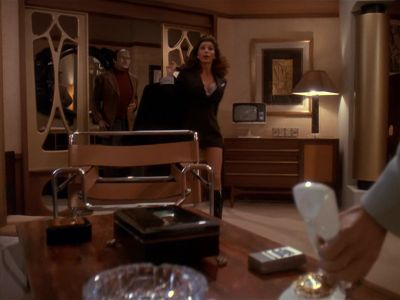 Star Trek: Deep Space Nine Screencaps "Our Man Bashir" (S4:E10)