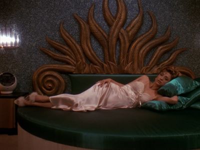 Star Trek: Deep Space Nine Screencaps "Our Man Bashir" (S4:E10)