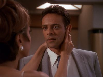 Star Trek: Deep Space Nine Screencaps "Our Man Bashir" (S4:E10)