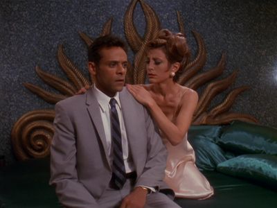 Star Trek: Deep Space Nine Screencaps "Our Man Bashir" (S4:E10)