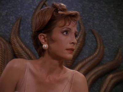 Star Trek: Deep Space Nine Screencaps "Our Man Bashir" (S4:E10)