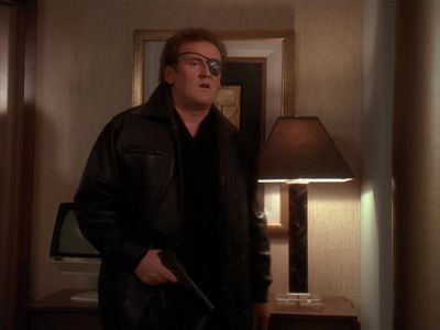 Star Trek: Deep Space Nine Screencaps "Our Man Bashir" (S4:E10)