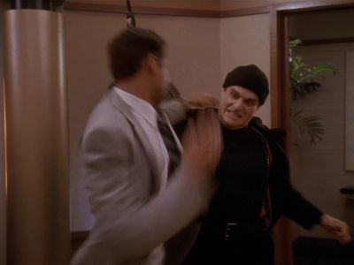 Star Trek: Deep Space Nine Screencaps "Our Man Bashir" (S4:E10)