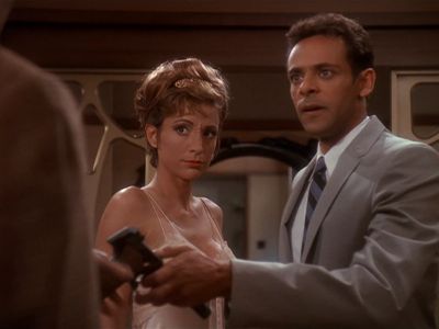 Star Trek: Deep Space Nine Screencaps "Our Man Bashir" (S4:E10)