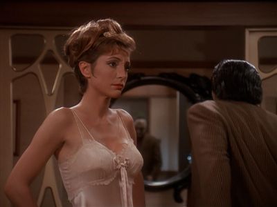 Star Trek: Deep Space Nine Screencaps "Our Man Bashir" (S4:E10)