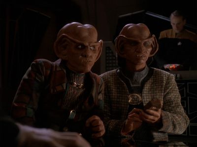 Star Trek: Deep Space Nine Screencaps "Our Man Bashir" (S4:E10)