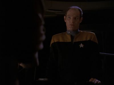 Star Trek: Deep Space Nine Screencaps "Our Man Bashir" (S4:E10)