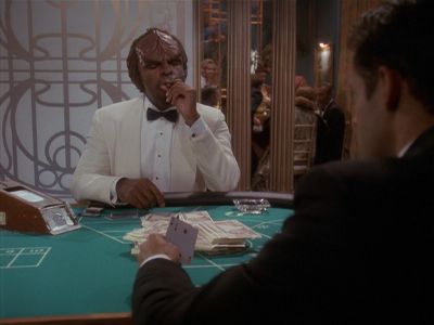 Star Trek: Deep Space Nine Screencaps "Our Man Bashir" (S4:E10)