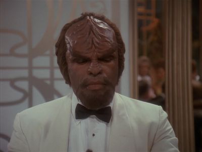 Star Trek: Deep Space Nine Screencaps "Our Man Bashir" (S4:E10)