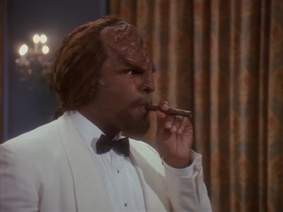 Star Trek: Deep Space Nine Screencaps "Our Man Bashir" (S4:E10)