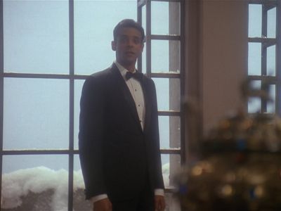 Star Trek: Deep Space Nine Screencaps "Our Man Bashir" (S4:E10)