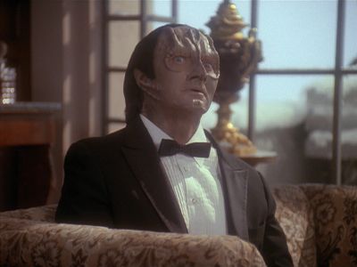 Star Trek: Deep Space Nine Screencaps "Our Man Bashir" (S4:E10)