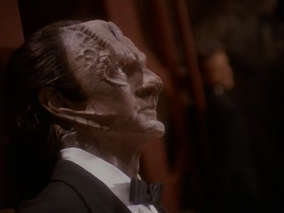 Star Trek: Deep Space Nine Screencaps "Our Man Bashir" (S4:E10)