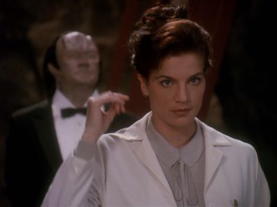 Star Trek: Deep Space Nine Screencaps "Our Man Bashir" (S4:E10)