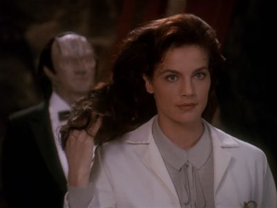 Star Trek: Deep Space Nine Screencaps "Our Man Bashir" (S4:E10)