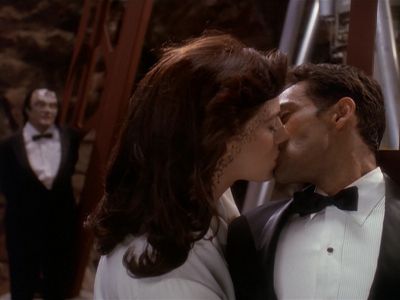 Star Trek: Deep Space Nine Screencaps "Our Man Bashir" (S4:E10)