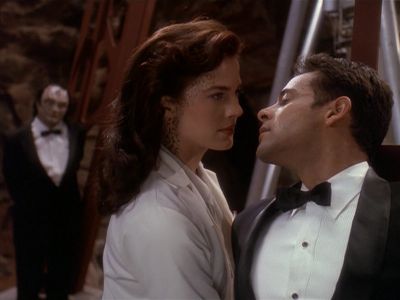 Star Trek: Deep Space Nine Screencaps "Our Man Bashir" (S4:E10)