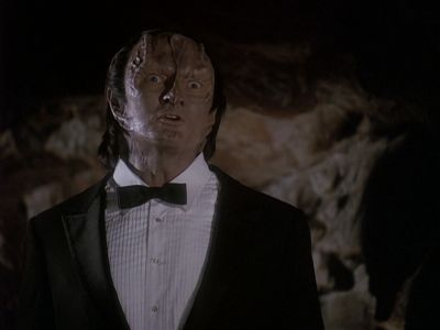 Star Trek: Deep Space Nine Screencaps "Our Man Bashir" (S4:E10)