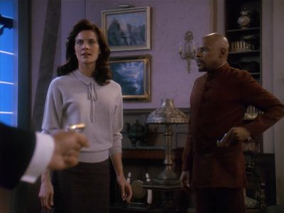 Star Trek: Deep Space Nine Screencaps "Our Man Bashir" (S4:E10)